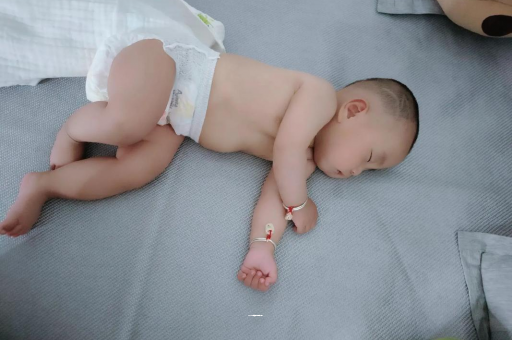 武汉宝宝发烧可以喝牛奶吗